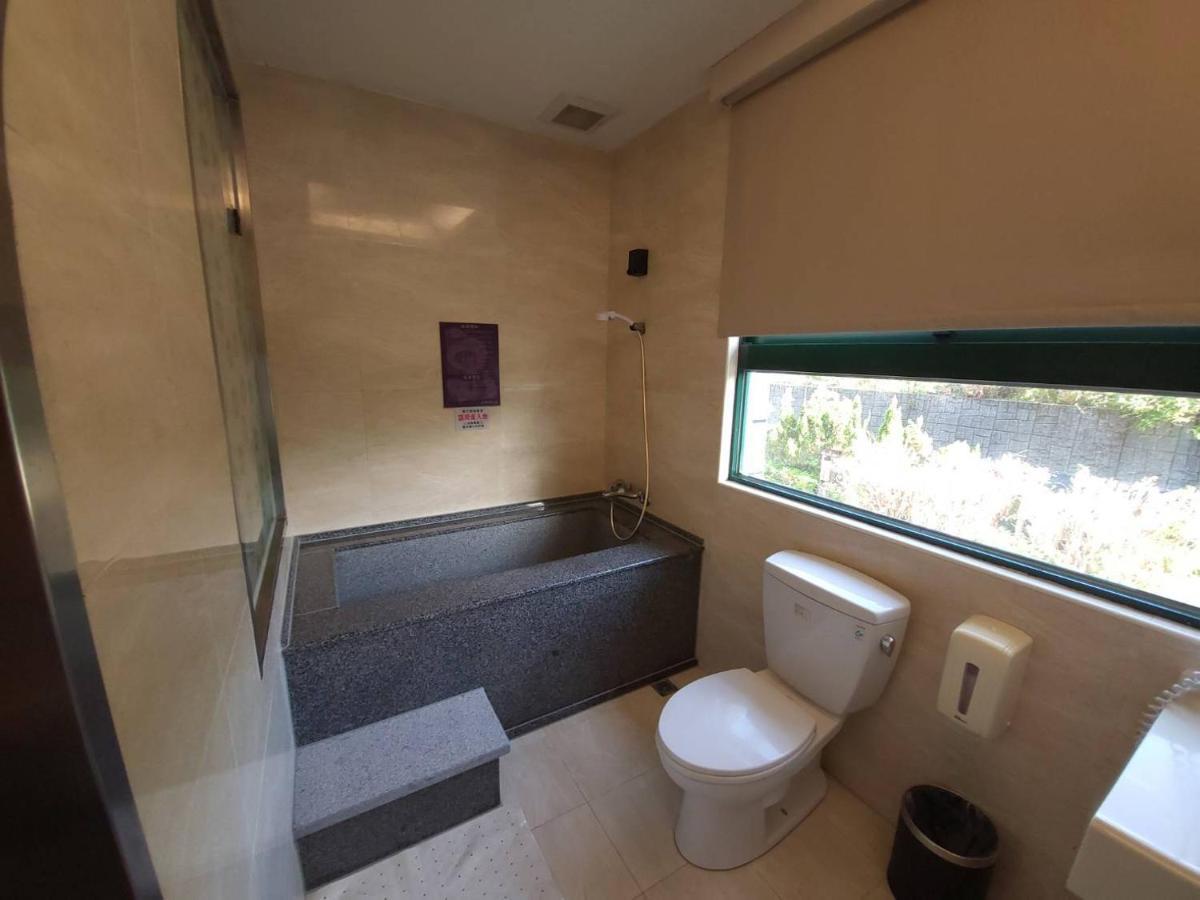 Jin Yong Quan Spa Hotspring Resort Vanli Kültér fotó