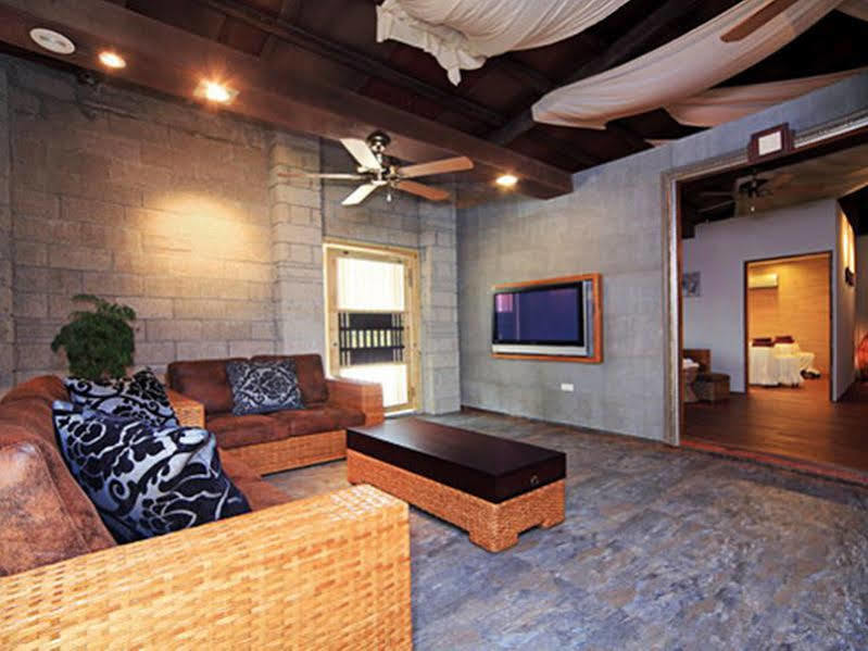 Jin Yong Quan Spa Hotspring Resort Vanli Kültér fotó